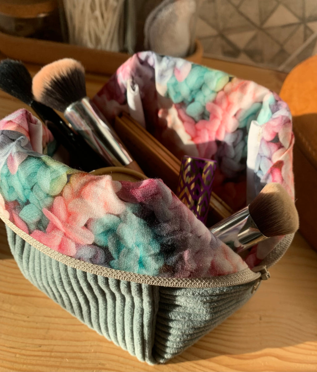 Trousse de Toilette Cube en Velours